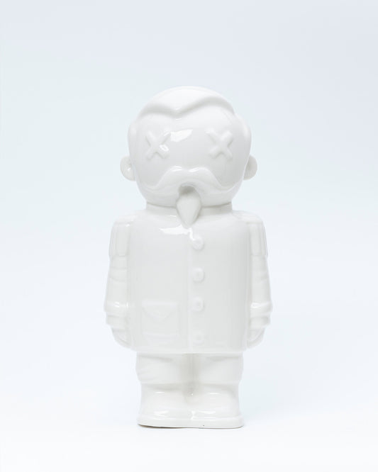 BOLOGNO.BOT, escultura en porcelana
