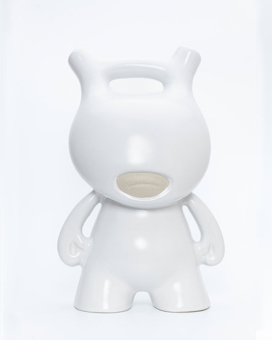 WAKO.TOY.AP, escultura en cerámica.